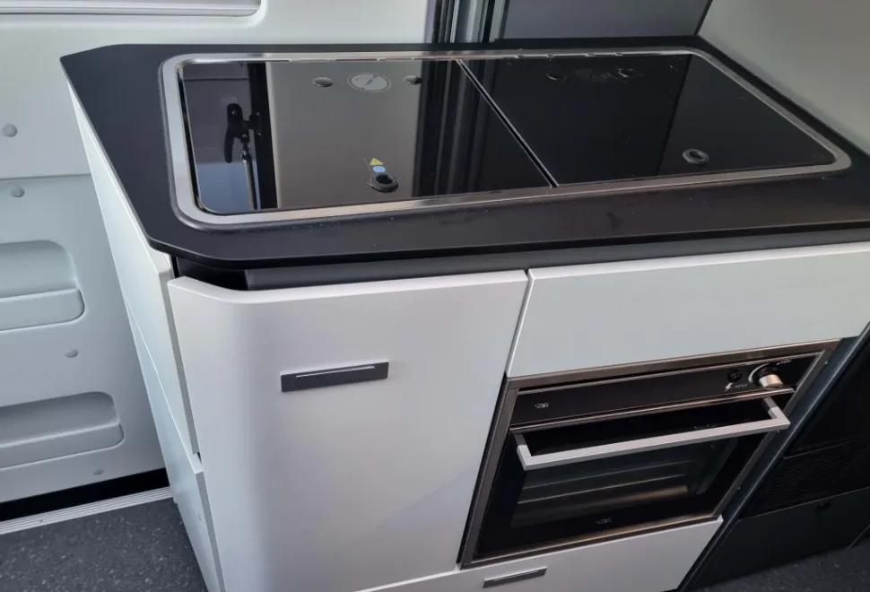 Adria  Twin Supreme 640 SGX 2025