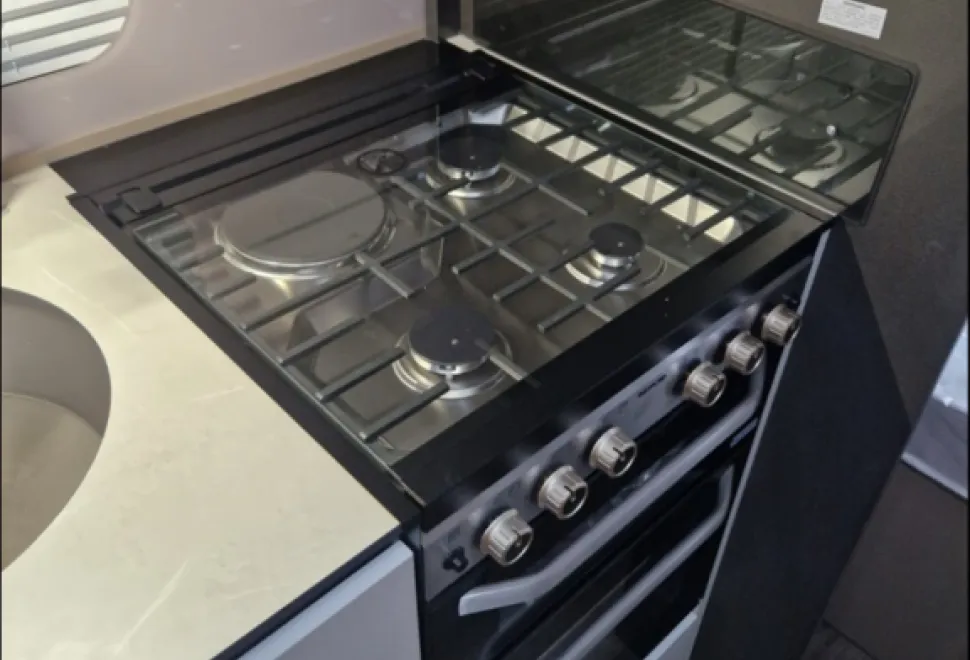Swift Elegance Grande 780 2024