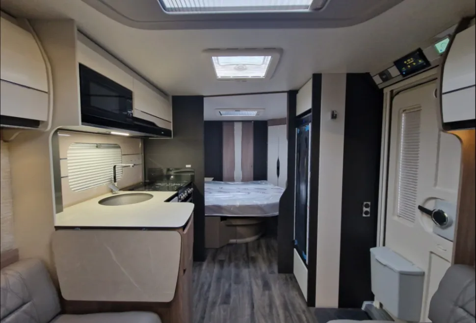 Swift Elegance Grande 780 2024
