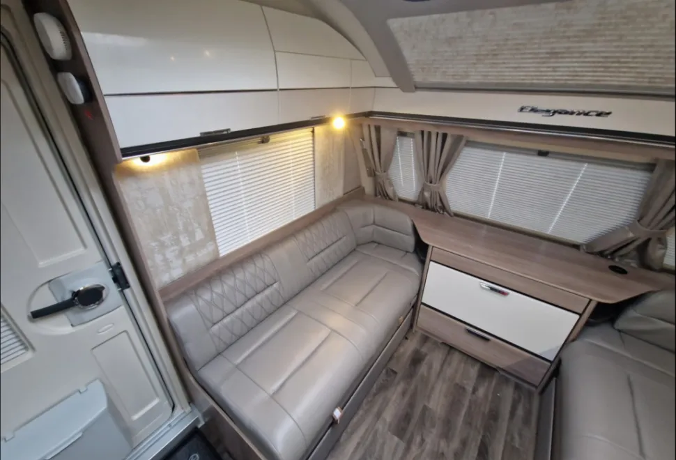 Swift Elegance Grande 780 2024