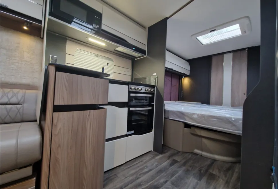 Swift Elegance Grande 780 2024