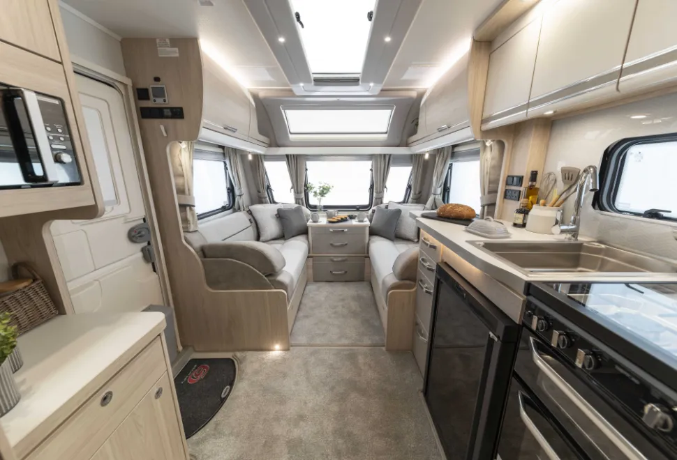 Elddis Crusader Mistral 2025