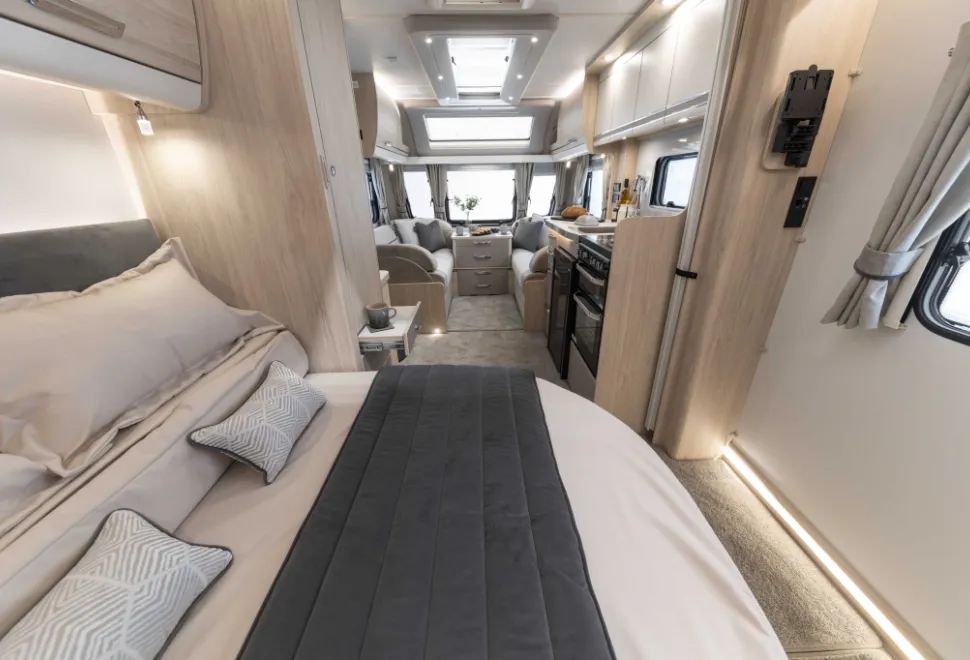 Elddis Crusader Mistral 2025