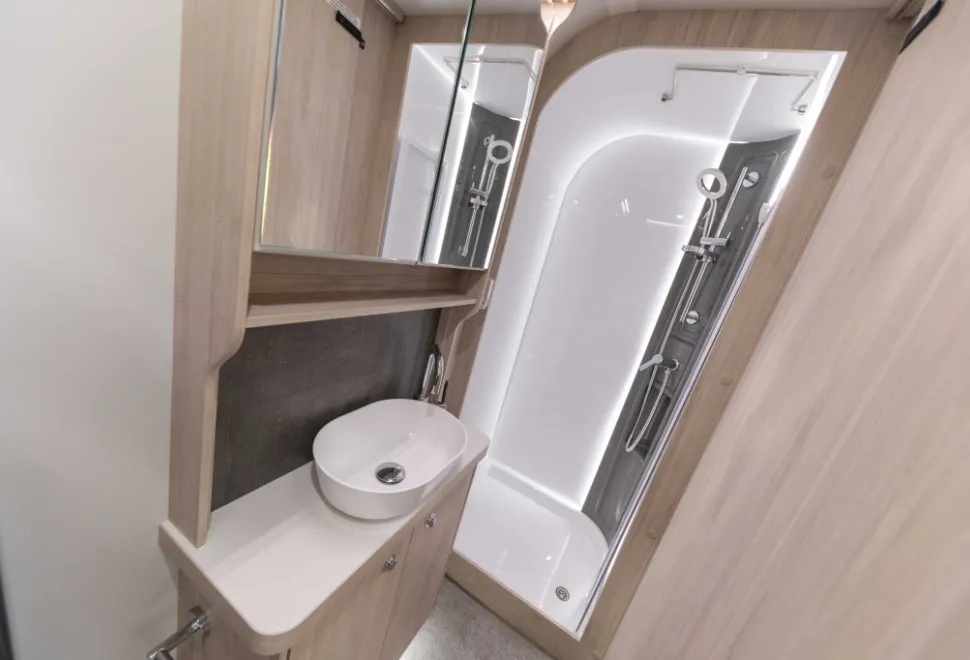 Elddis Crusader Mistral 2025