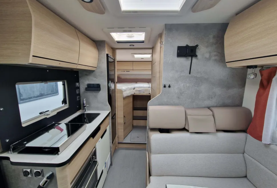 Rapido C Series C55i 2024