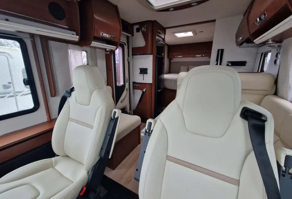 Rapido Series 8F 850F 2019
