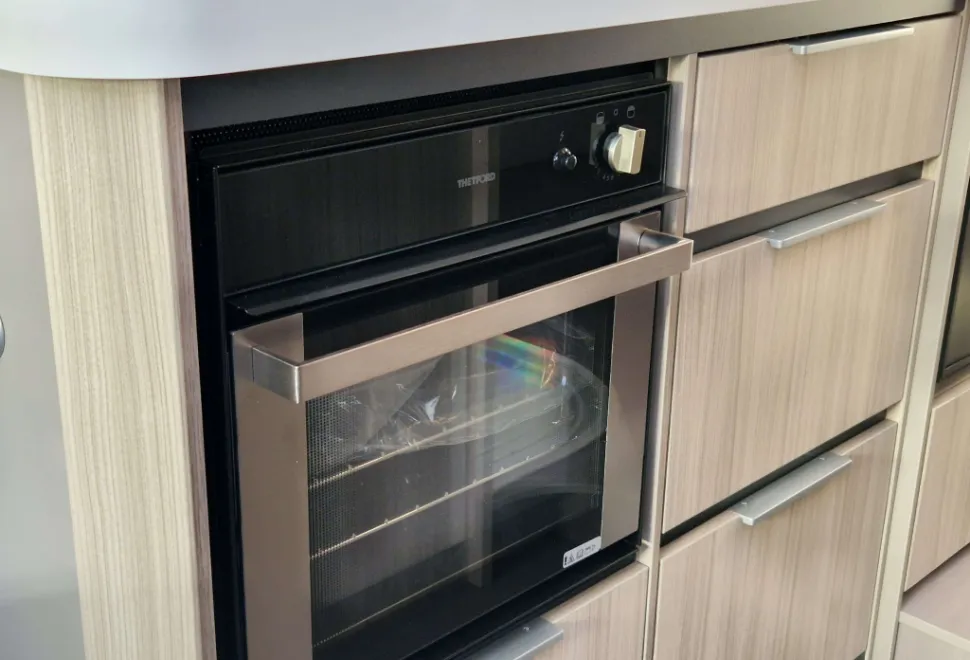 Adria Compact Supreme SC 2025