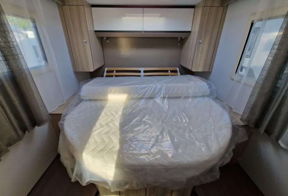 Adria Compact Supreme SC 2025