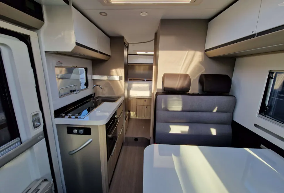 Adria Compact Supreme SC 2025