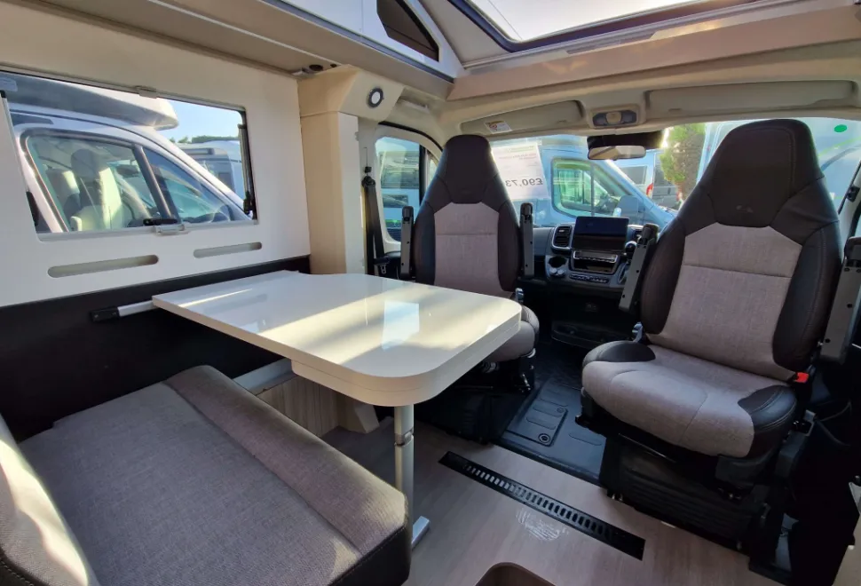 Adria Compact Supreme SC 2025