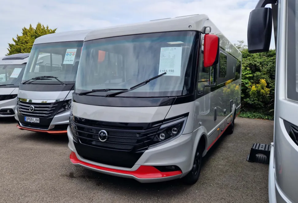 Niesmann + Bischoff iSmove 7.3 F 2025