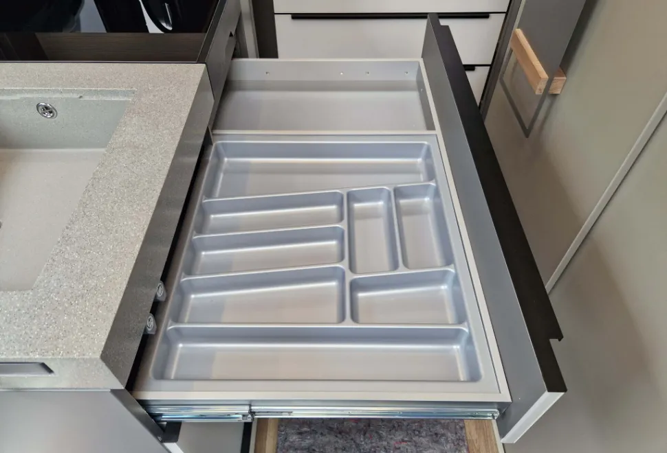 Niesmann + Bischoff iSmove 7.3 F 2025