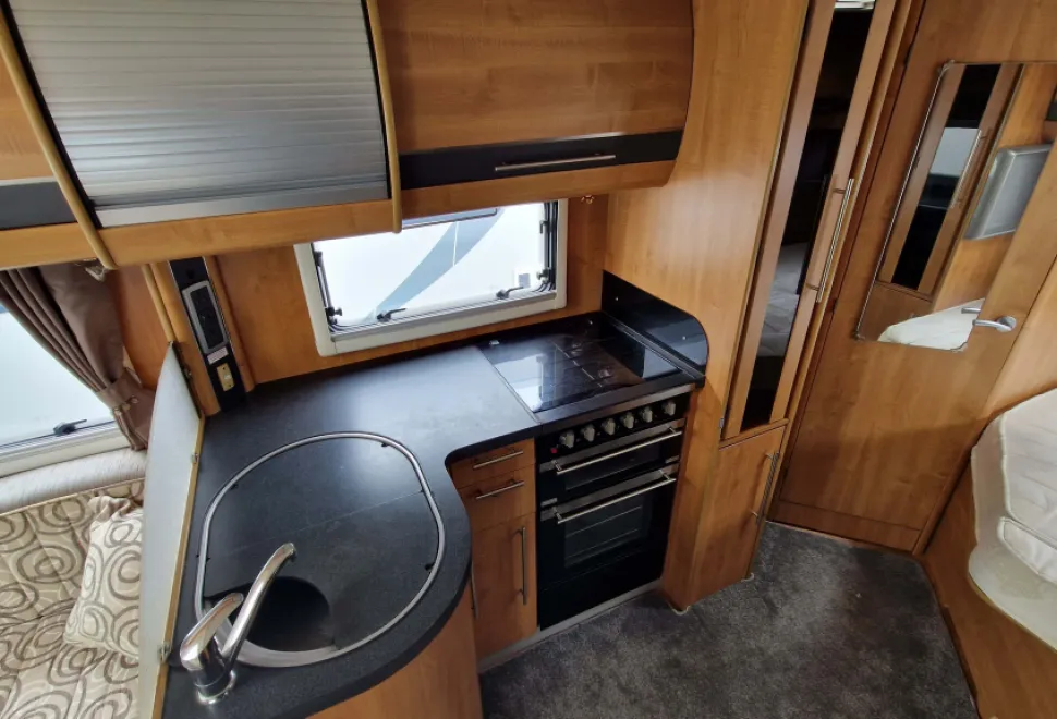 Auto-Trail Grande Frontier ee 2011