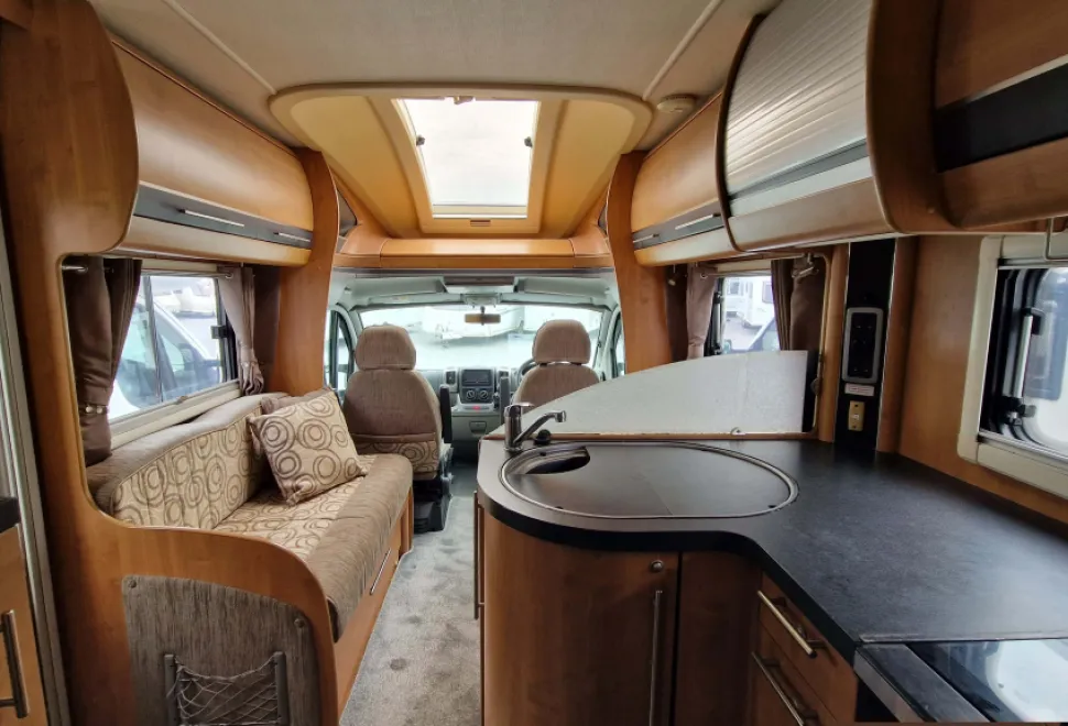 Auto-Trail Grande Frontier ee 2011