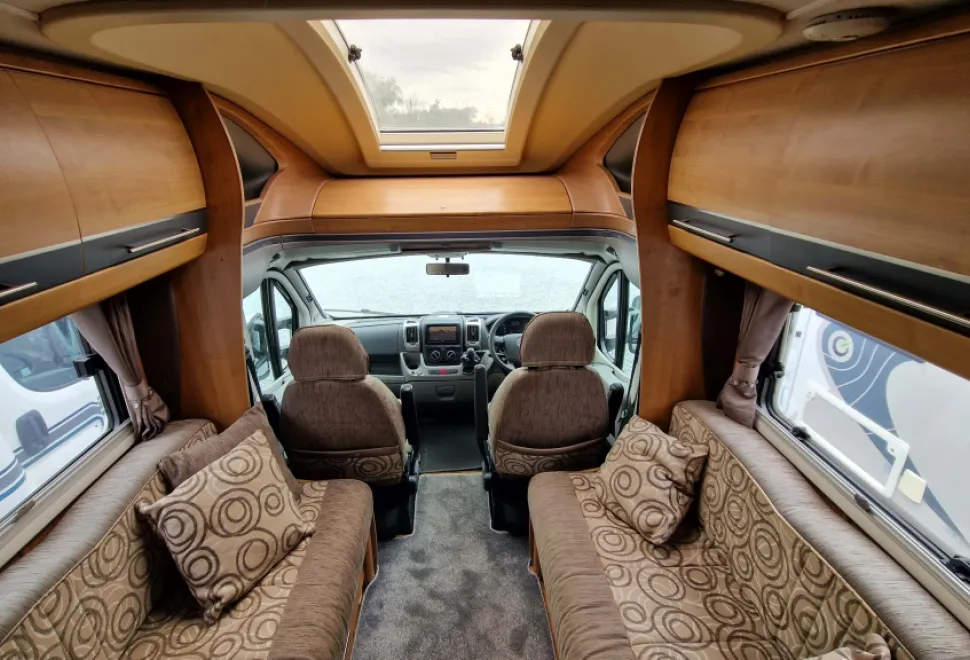 Auto-Trail Grande Frontier ee 2011