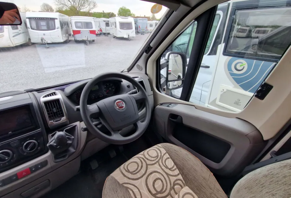 Auto-Trail Grande Frontier ee 2011
