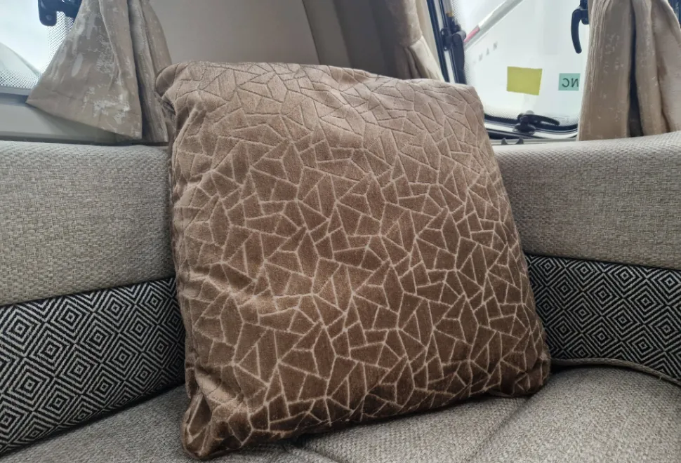 Swift Eccles 580 2019
