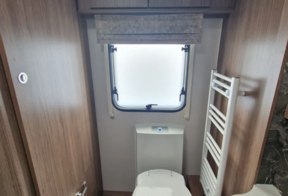 Coachman VIP 520 2025