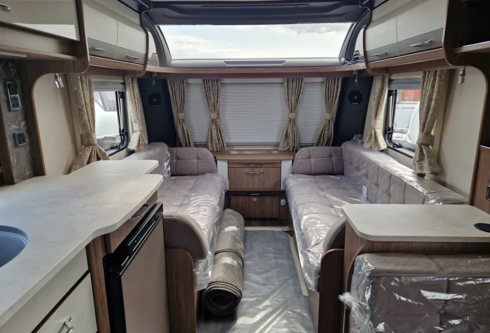Coachman VIP 520 2025