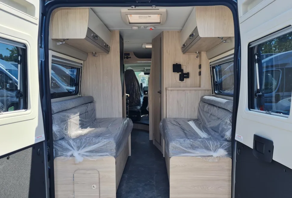 Elddis Autoquest CV40 2026
