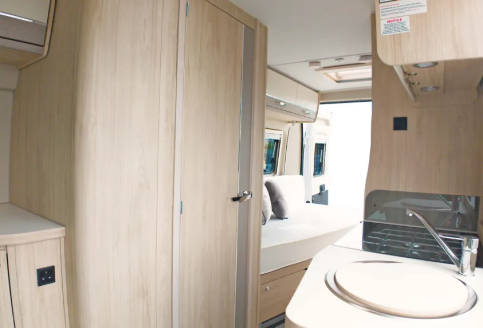 Elddis Autoquest CV60 2026