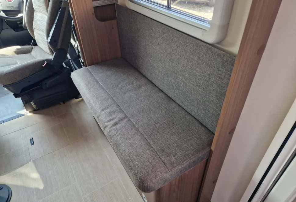 Burstner IXEO I680g 2016