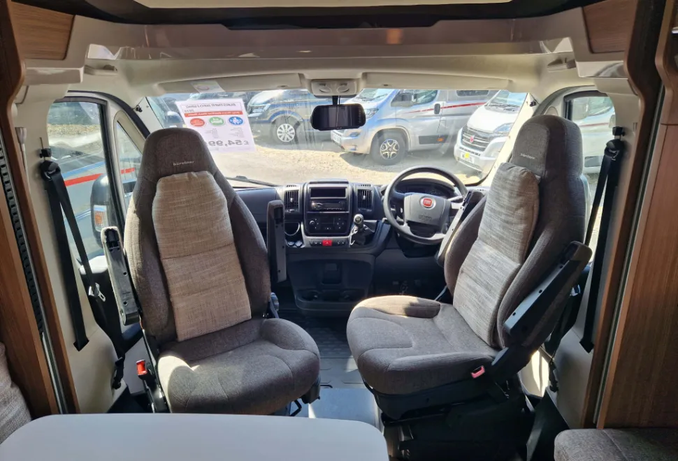 Burstner IXEO I680g 2016
