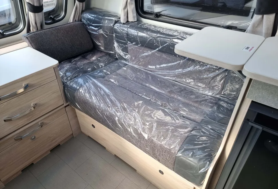 Elddis Avante Apex 550 2026