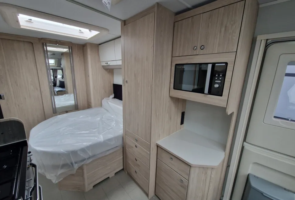 Elddis Avante Apex 554 2026