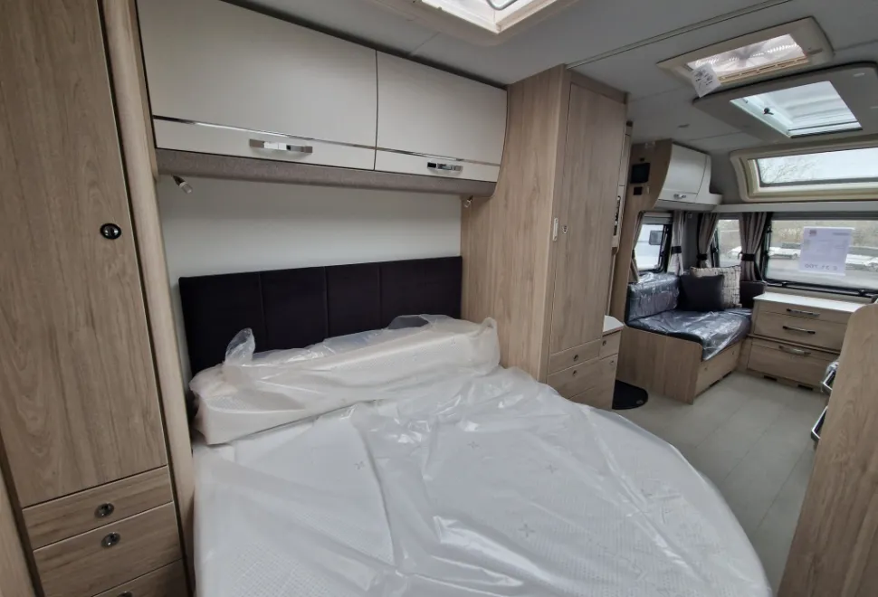 Elddis Avante Apex 554 2026