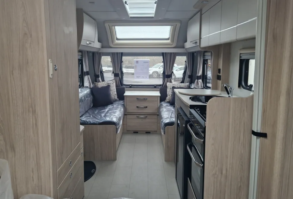 Elddis Avante Apex 554 2026