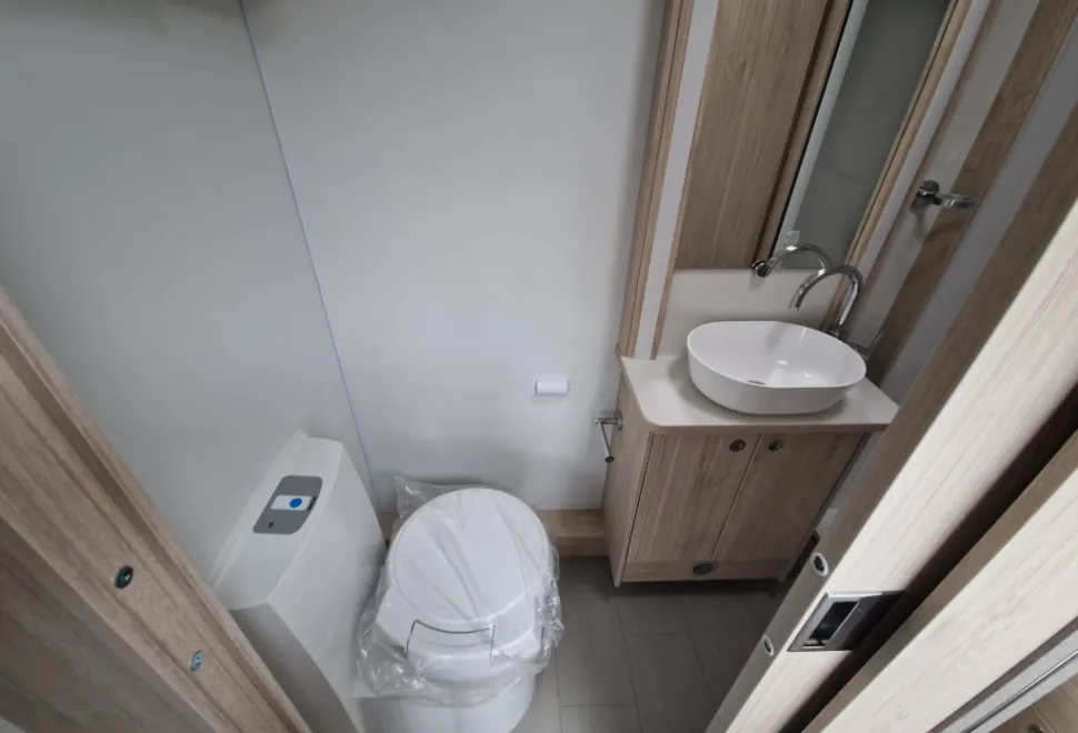 Elddis Avante Apex 554 2026