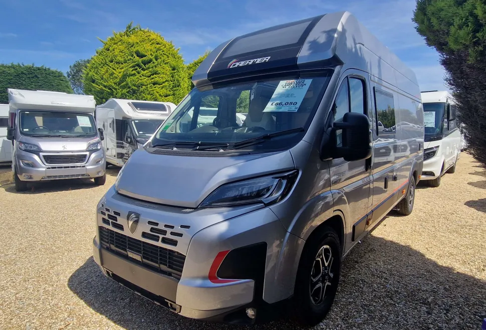 Dreamer  Campervan XL 2026