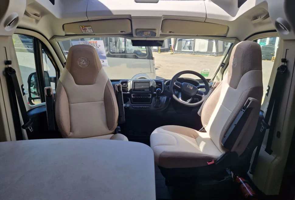 Dreamer  Campervan XL 2026
