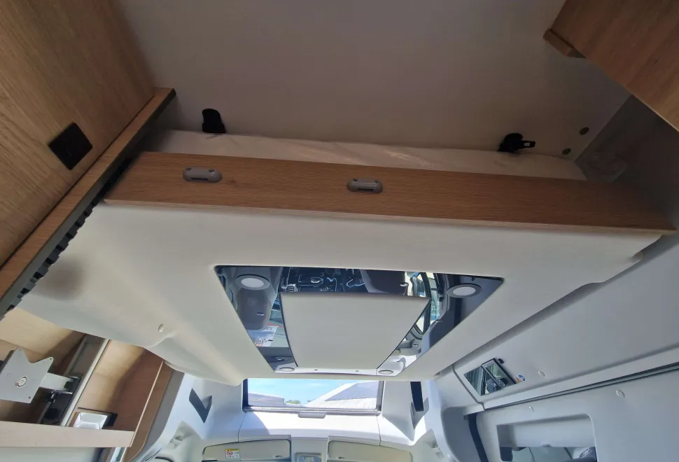 Dreamer  Campervan XL 2026