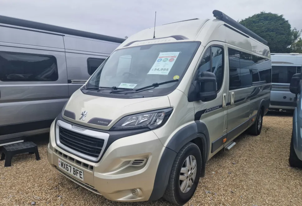 Auto-Sleepers  Kingham 2017