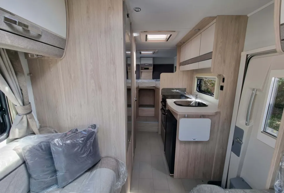 Elddis Autoquest 194 2025