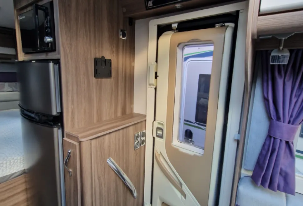 Auto-Sleepers  Broadway FB 2020