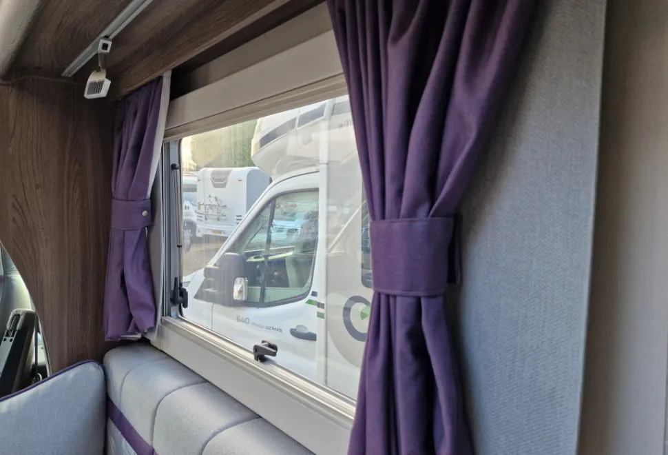 Auto-Sleepers  Broadway FB 2020