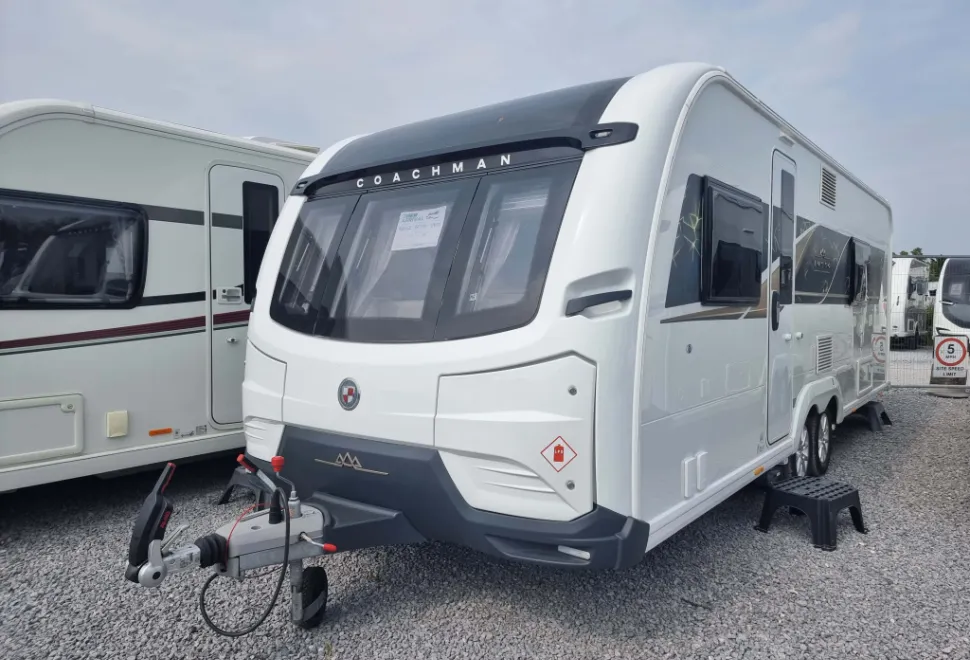 Coachman Lusso 3 2025