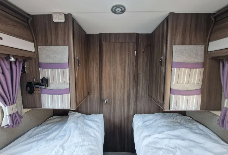 Auto-Sleepers  Burford DUO 2017