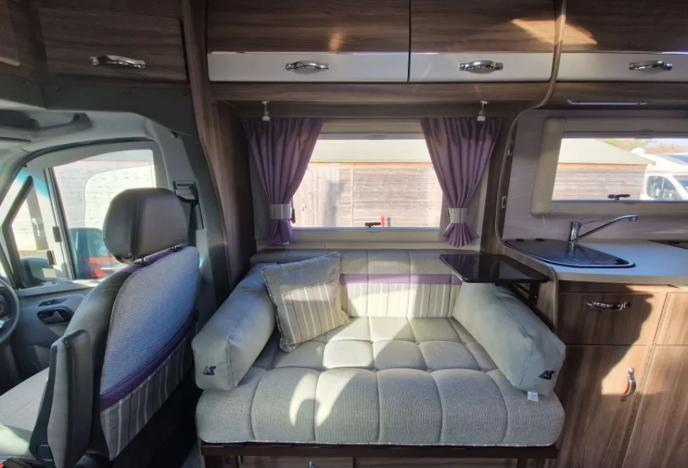 Auto-Sleepers  Burford DUO 2017