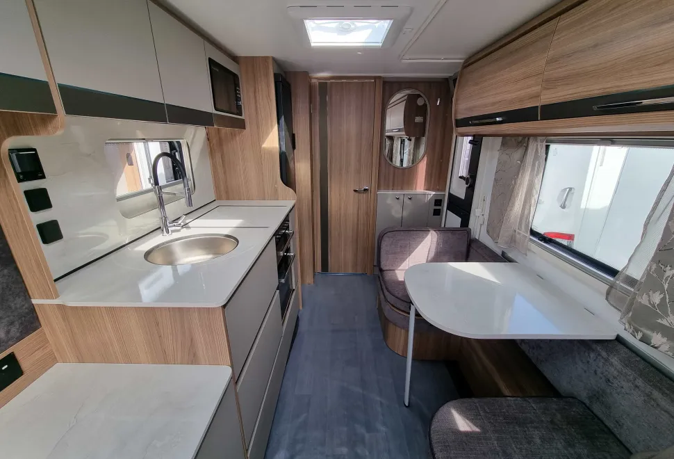 Bailey Unicorn Deluxe Madrid 2026