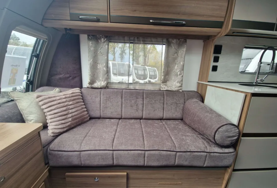 Bailey Unicorn Deluxe Pamplona 2026