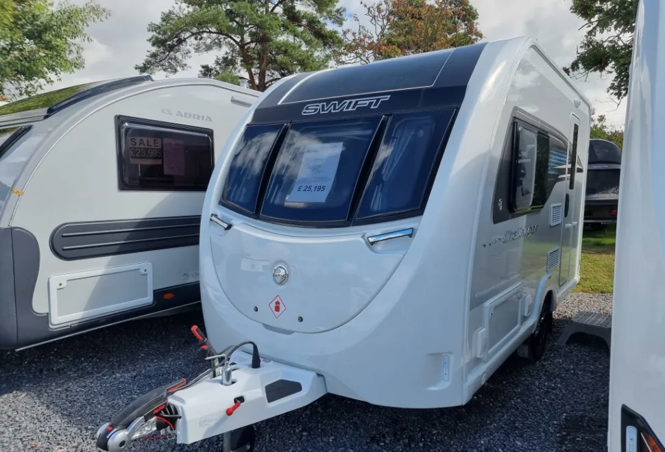 Swift Challenger 390 2026