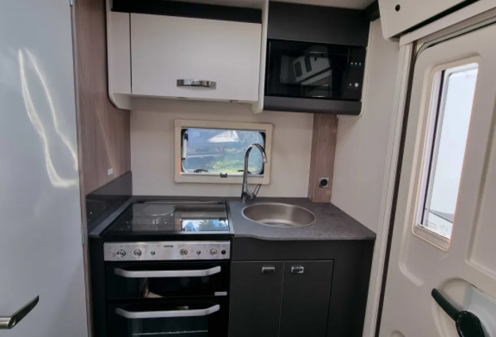 Swift Challenger 390 2026
