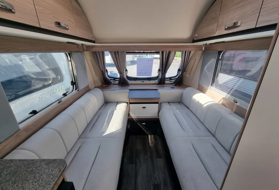 Swift Challenger 390 2026