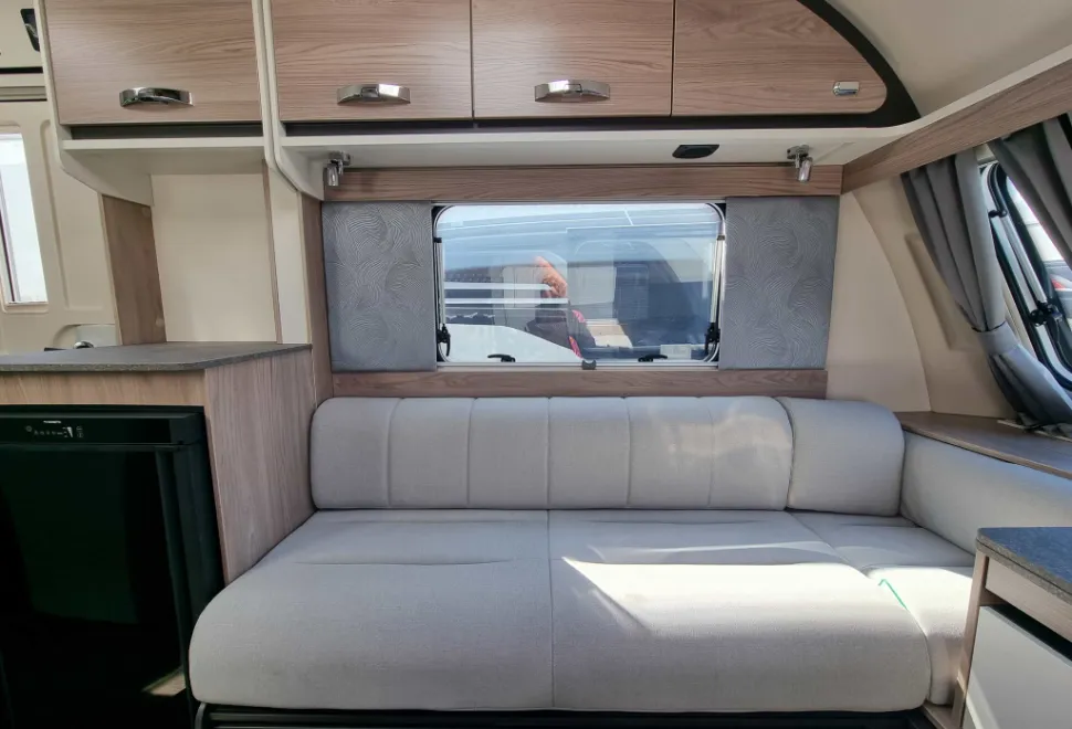 Swift Challenger 390 2026