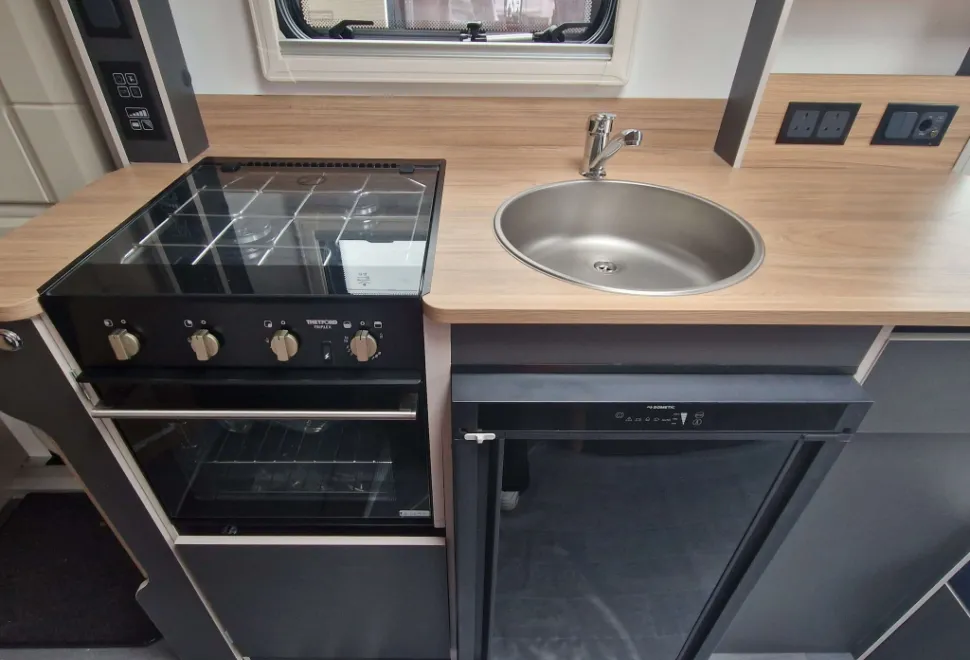 Bailey Discovery D4-4L 2026
