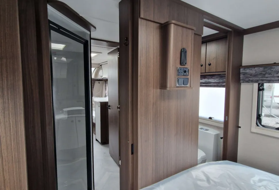 Coachman Laser 845 Xtra 2026